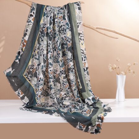 Placed printted Scarf